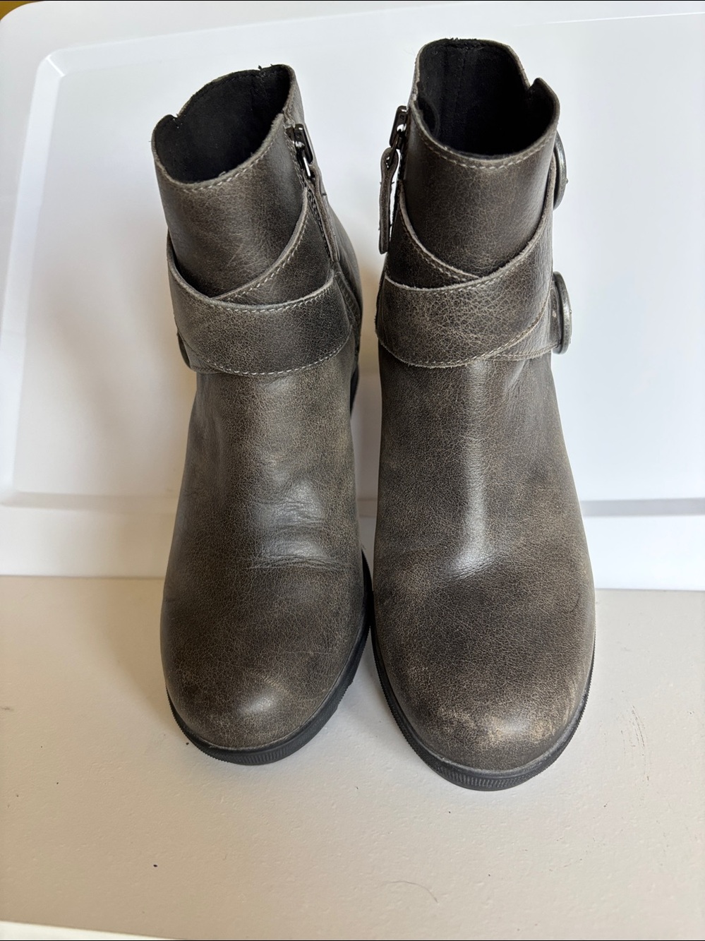 Sorel Joan of Arctic Grey Leather Ankle Boots with Side Zip Size 9 - Picture 4 of 11